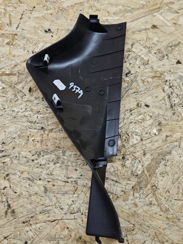 20251216_153915 Citroen Berlingo armatuuri otsa kate 9816553377