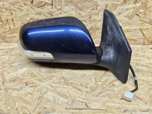 20251217_084027 Toyota Avensis küljepeegel parem