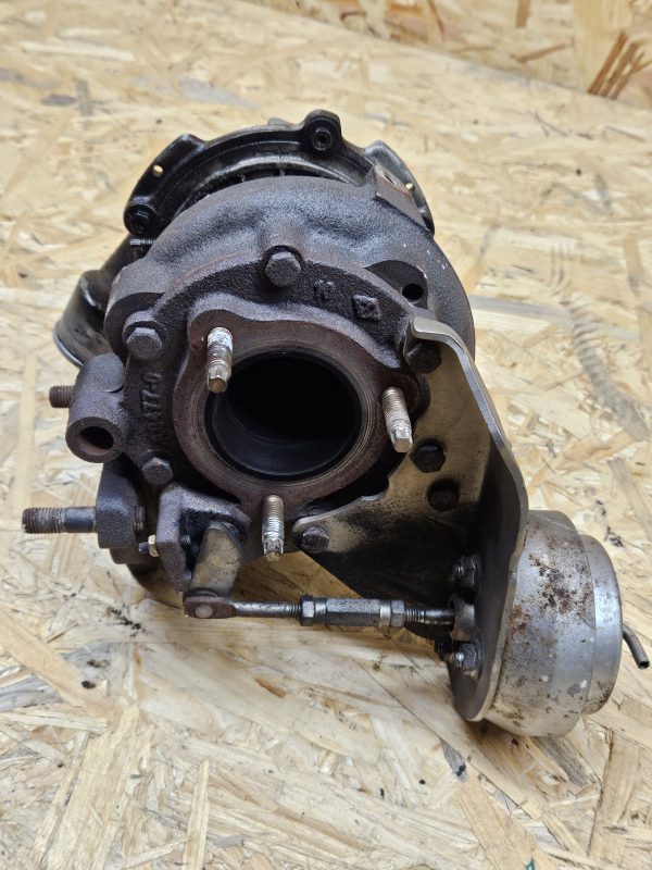 Toyota turbo 17201-0R040