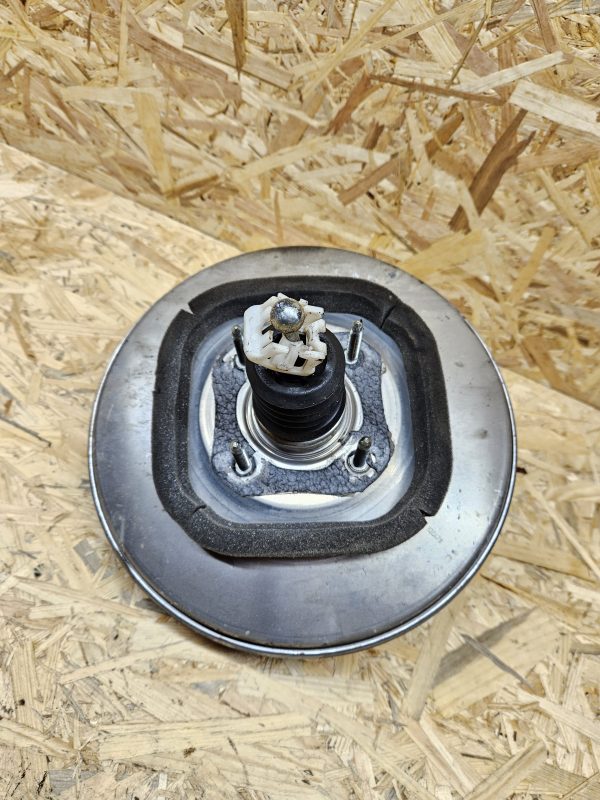 20251217_102930 Citroen pidurivõimendi 9821104980