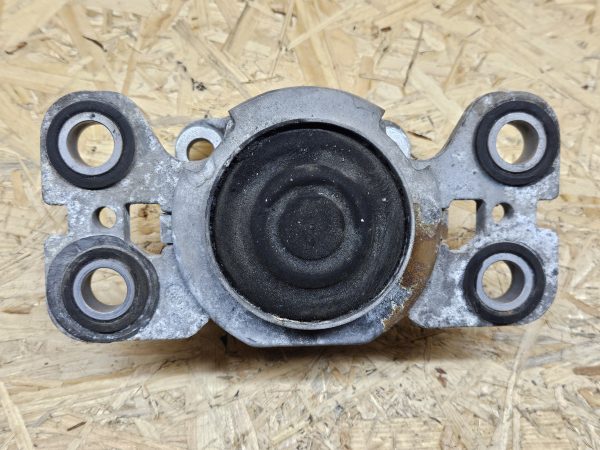 Volvo mootoripadi 8G9N7M121AA