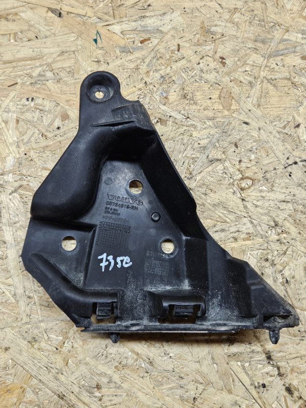 Volvo XC60 esistange kinnitus parem 30764619