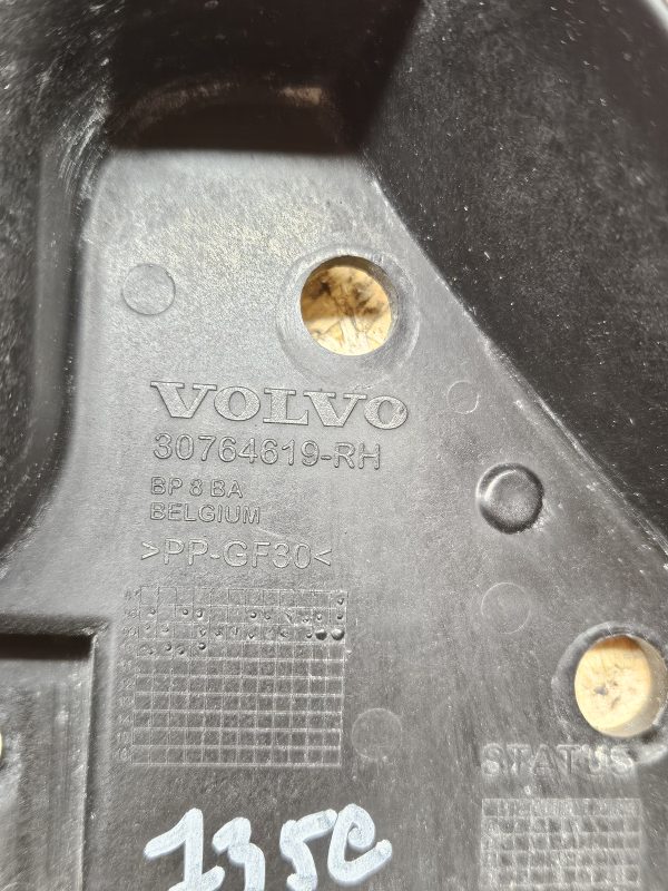 Volvo XC60 esistange kinnitus parem 30764619