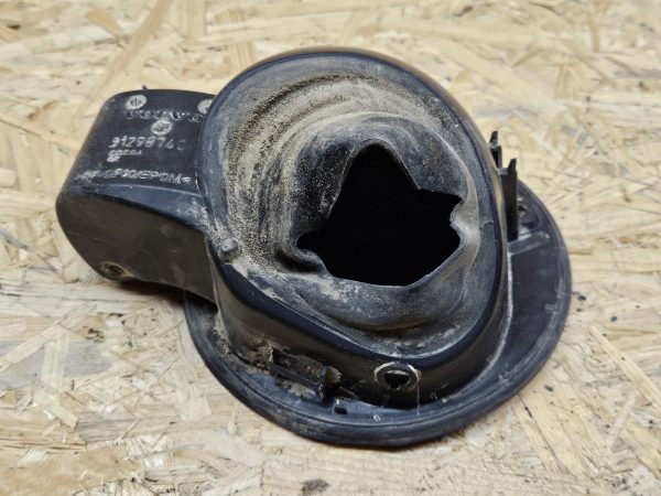 20251217_111831 Volvo kütuseluugi hing 31298740