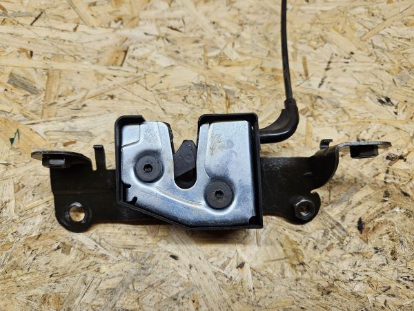 Volvo tagaistme lukk 9188720