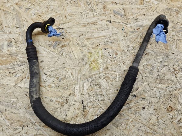 20251217_140850 Volvo kondistsioneeri toru 31101172