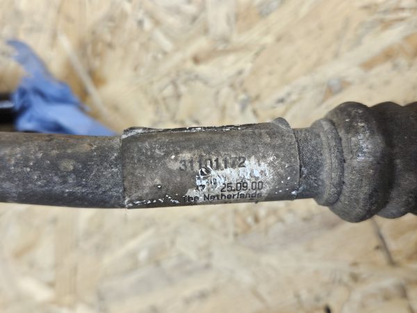 20251217_140900 Volvo kondistsioneeri toru 31101172