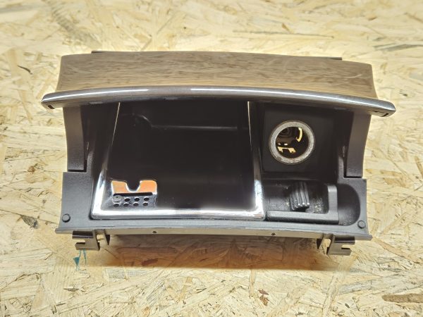 Mercedes-Benz tuhatoos A2118101330