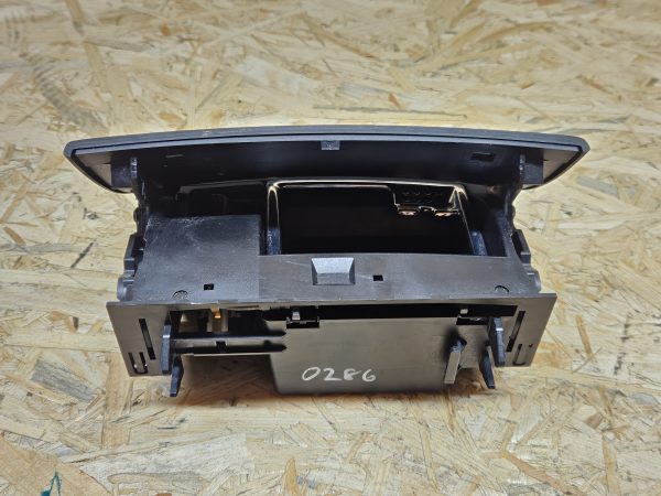 Mercedes-Benz tuhatoos A2118101330