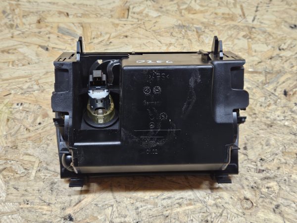 Mercedes-Benz tuhatoos A2118101330