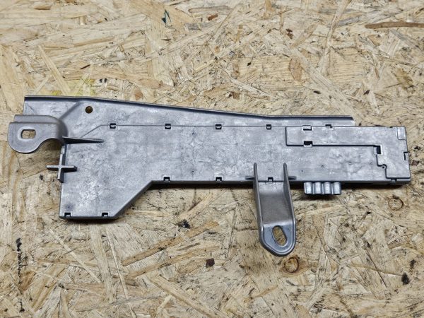 20251217_153615 Mercedes-Benz antenni võmendi A2198200189