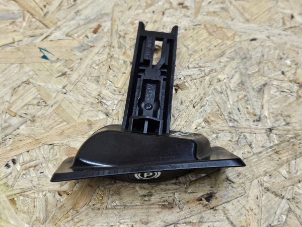 20251217_153704 Mercedes-Benz käsipiduri hoob 2194270120