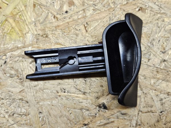 20251217_153712 Mercedes-Benz käsipiduri hoob 2194270120