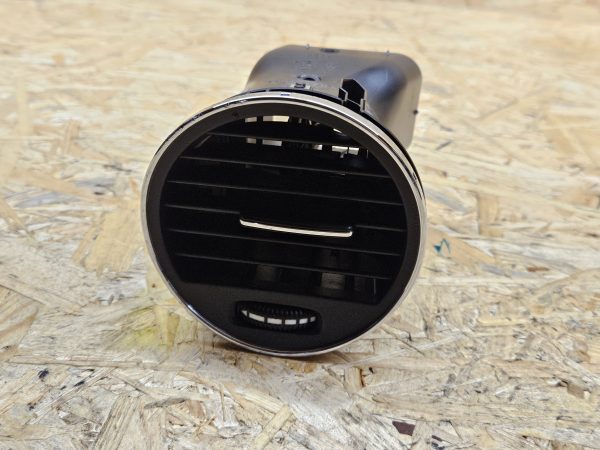 20251217_153836 Mercedes-Benz ventilatsiooni rest vasak A2198300154