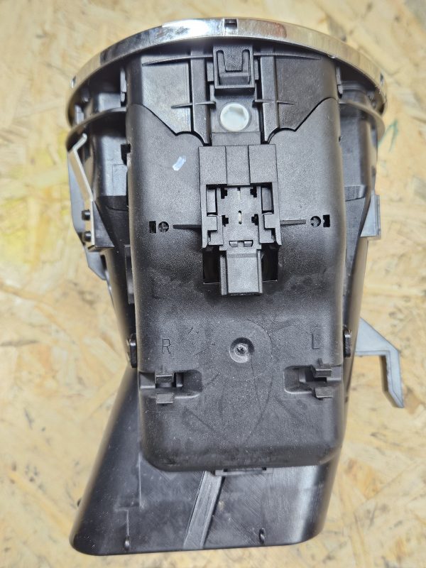 20251217_153930 Mercedes-Benz ventilatsiooni rest parem A2198300254