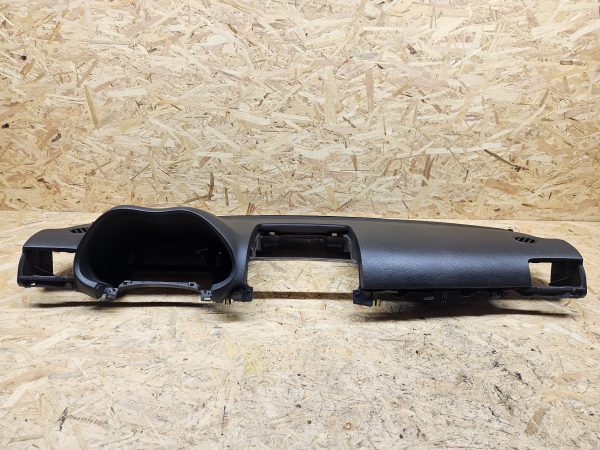 Toyota Avensis armatuurlaud