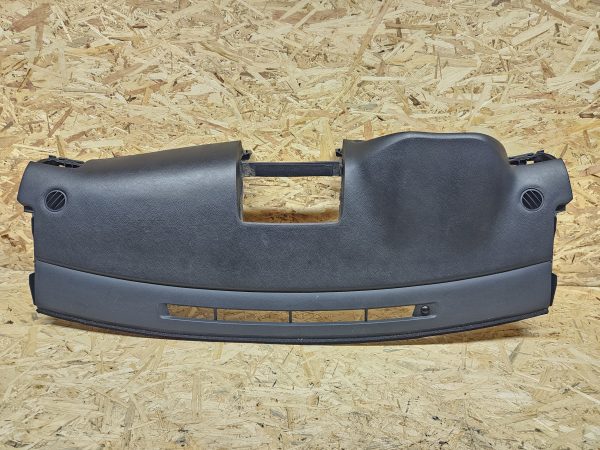 Toyota Avensis armatuurlaud