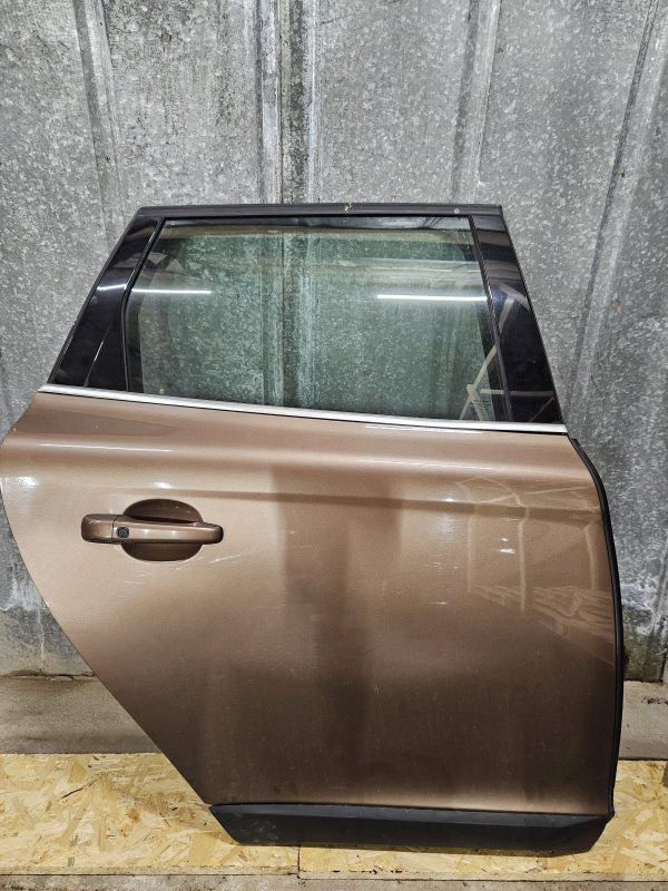 Volvo XC60 tagumine uks parem