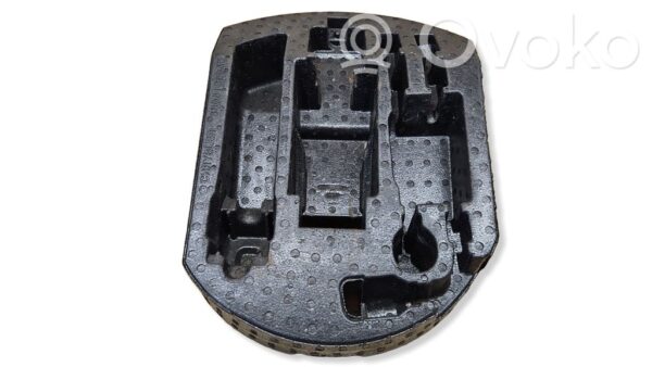 rrr-part-1027-aaef2828fbc4c46df13748a602440e40 Jeep Grand Cherokee Tool box