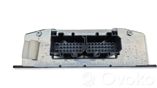Volkswagen Touareg I Sound amplifier