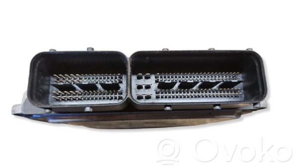 Volkswagen Touareg I Mootori aju ECU