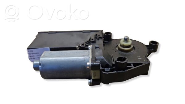 rrr-part-1052-1fbc0183247060b750dd5e858d02b365 Volkswagen Touareg I Esiukse aknatõstuki mootor