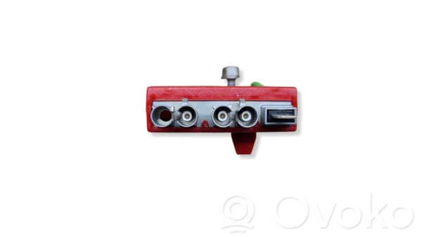 Volvo XC60 Aerial antenna amplifier