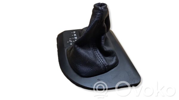 rrr-part-1088-2c8147008bfa79e499bd0d9aa1ed941f BMW 5 E60 E61 Käigukangi ümbruse plastik