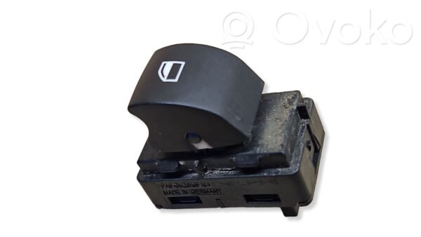 BMW 5 E60 E61 Electric window control switch