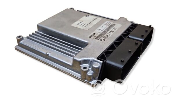 BMW 5 E60 E61 Engine control unit/module