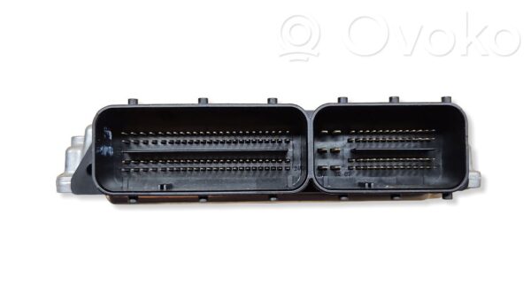 BMW 5 E60 E61 Engine control unit/module