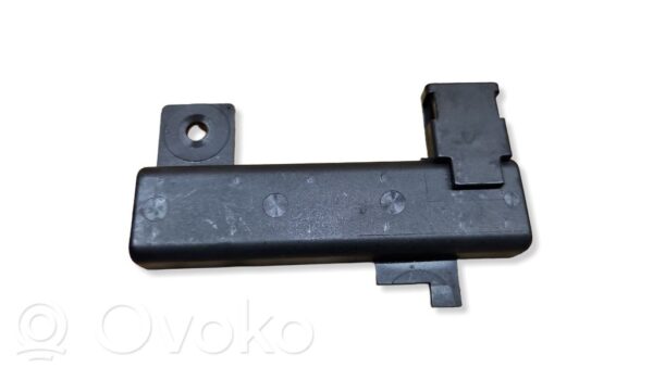 rrr-part-1130-039d1c76727ead60494d3f807b7287c7 Volkswagen Touareg I Interior comfort aerial antenna