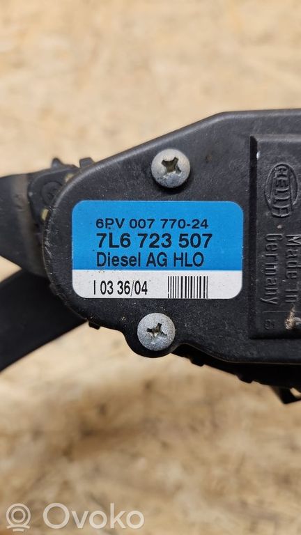 Volkswagen Touareg I Accelerator throttle pedal