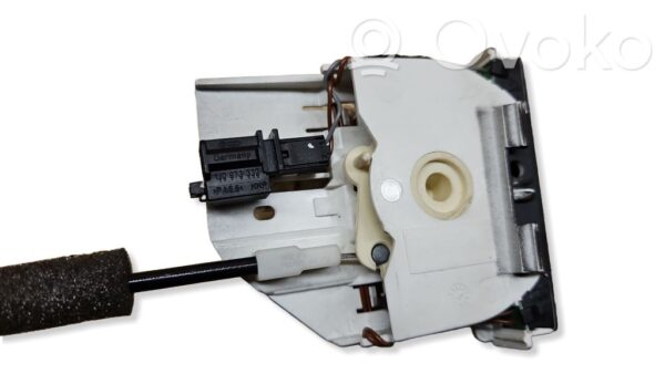 rrr-part-1152-ec1d4352d49e0b6e2c5dde30db5048c4 Volkswagen Touareg I Muu armatuurlaua osa