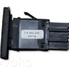 Volkswagen Touareg I Hazard light switch