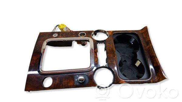rrr-part-1183-ebf54d8e5c4c22c246869cc21453a763 Volkswagen Touareg I Center console