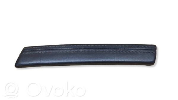 Volkswagen Touareg I Rear door handle cover