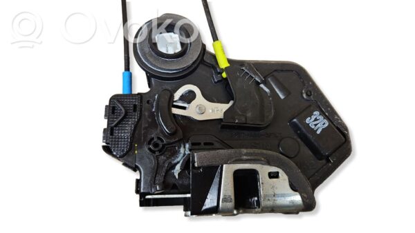 rrr-part-1265-8ebf366f87ba1b8b8798efd4c1ce0021 Toyota Avensis T250 Front door lock