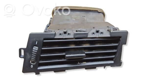 BMW 5 E60 E61 Dashboard side air vent grill/cover trim