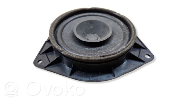 rrr-part-1351-206af0a017a53aef9737604cb4bb3b4b Toyota Avensis T250 Rear door speaker