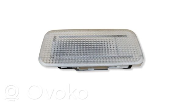 rrr-part-1363-0101bfdd80a67f420e083ad8dfbce2d5 Toyota Avensis T250 Other interior light