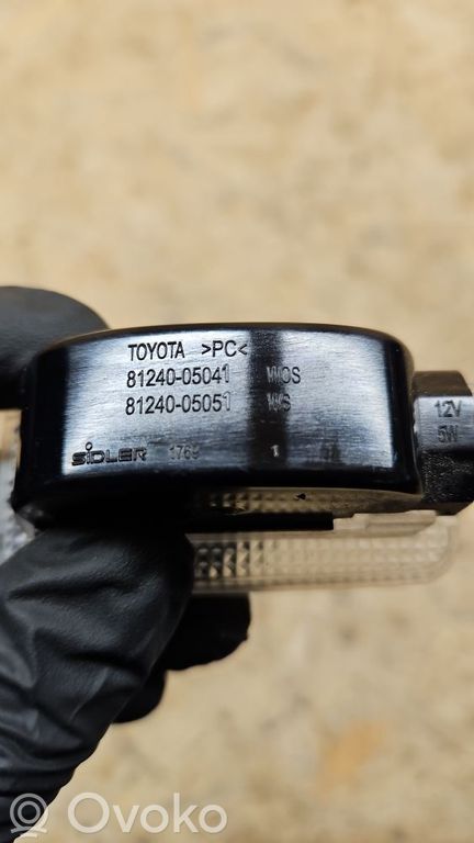 rrr-part-1363-33a8713c102190e30f7bd63fd579450a Toyota Avensis T250 Other interior light