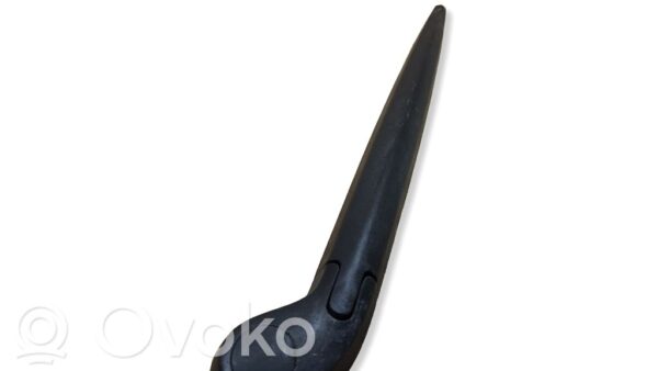 Volvo XC60 Rear wiper blade arm