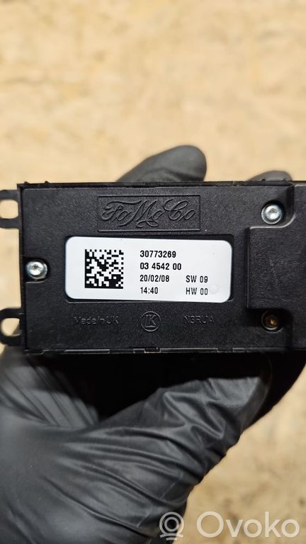 rrr-part-1409-48d5e56b0696c44fe71a17884210f0b1 Volvo V70 Electric window control switch