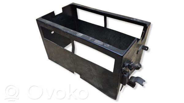 Lexus IS 220D-250-350 Battery box tray cover/lid