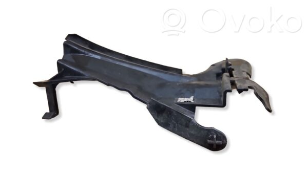 Volvo V70 Intercooler air guide/duct channel