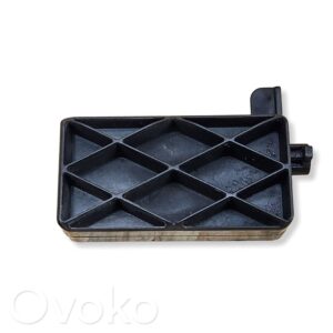 rrr-part-1457-aa7569ca8c72cf0809ba64becd0f6704 Volvo V70 Radiaatori kinnitusklamber