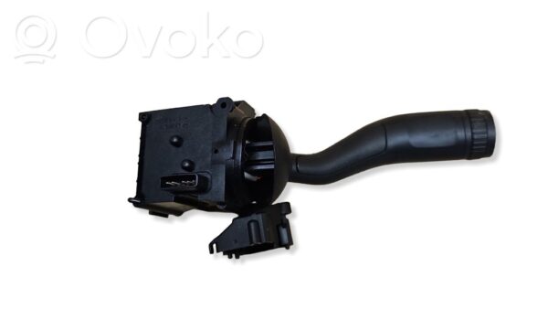 Volkswagen Touareg I Wiper switch