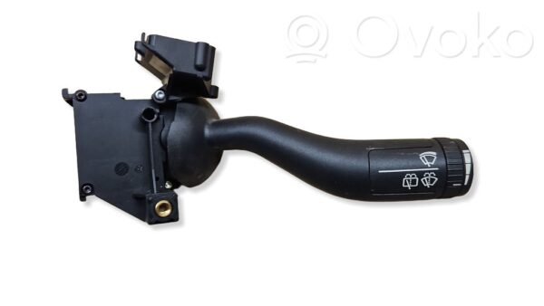 Volkswagen Touareg I Wiper switch