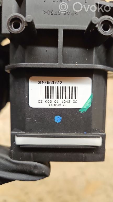 rrr-part-1495-79b2616acf4f1e6e56897699fe3330de Volkswagen Touareg I Indicator stalk